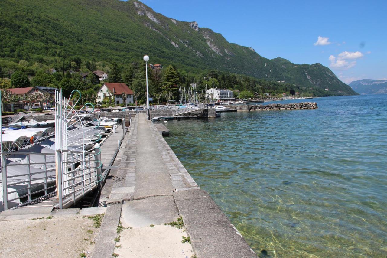 Pieds Dans L'Eau Au Lac Du Bourget Le Bourget-du-Lac Zewnętrze zdjęcie